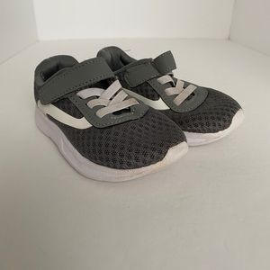 Toddler Unisex Gray Strap Sneakers